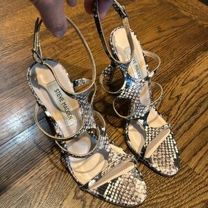 Snakeskin open toe heel